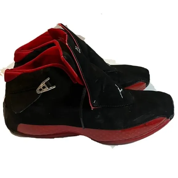 🐐Air Jordan 18 Retro 2018 Red Black Sneaker Sz 11 AA2494-106 Deadstock Flaw