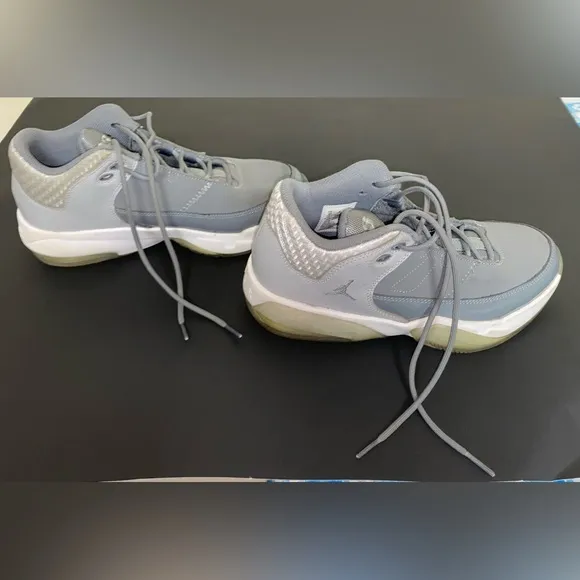 AIR JORDAN 23 | Youth Basketball Shoes