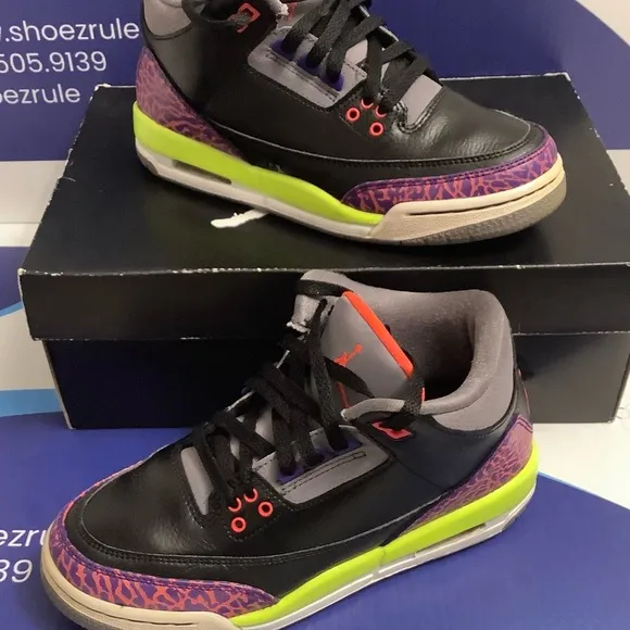 Air Jordan 3 Retro Black Atomic Red Volt Kids 5y