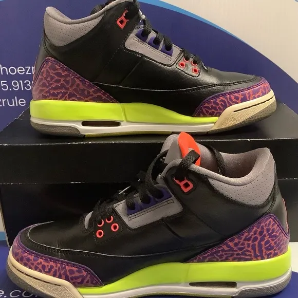 Air Jordan 3 Retro Black Atomic Red Volt Kids 5y