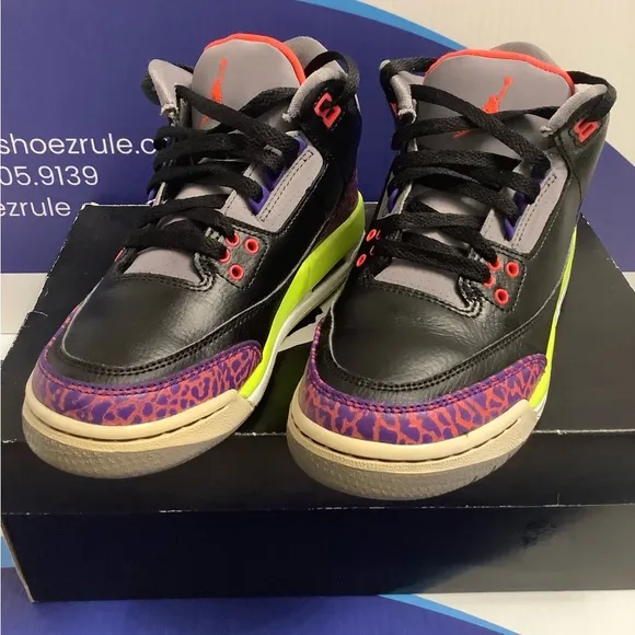 Air Jordan 3 Retro Black Atomic Red Volt Kids 5y