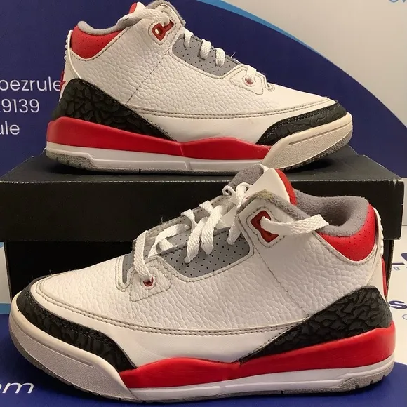 Air Jordan 3 Retro Fire Red Kids Size 2.5y