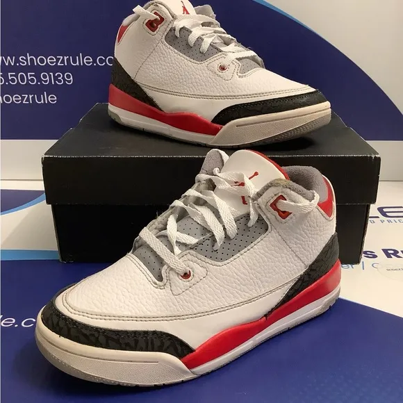 Air Jordan 3 Retro Fire Red Kids Size 2.5y