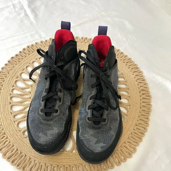 Air Jordan 37 'Raptors' Sneakers Kids Size 6.5Y DD7421-065