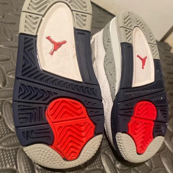 Air Jordan 4 Retro Midnight Bavy Blue Cement size 6c shoes toddler