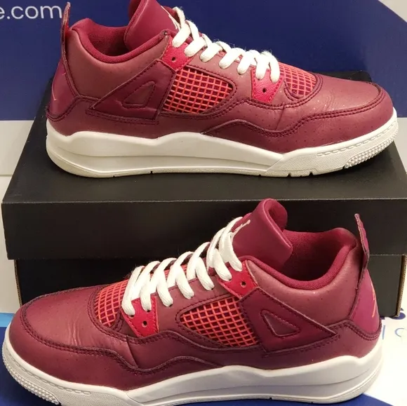 Air Jordan 4 Retro Valentine's Kids 2y