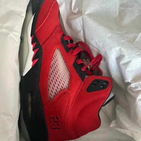 Air Jordan 5 Retro OG  “Raging Bull” edition