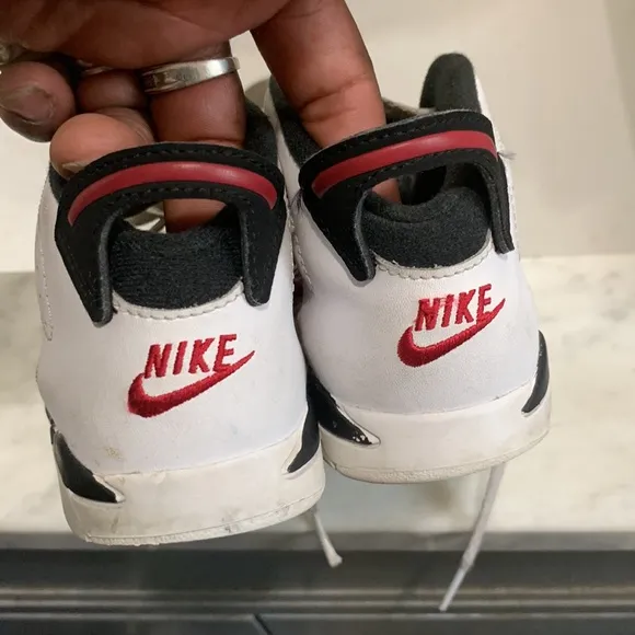 Air Jordan 6 retro carmine 2020 kid shoes