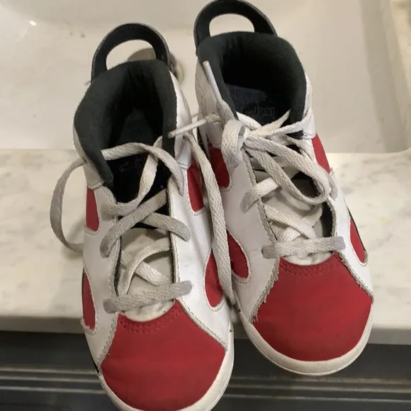 Air Jordan 6 retro carmine 2020 kid shoes
