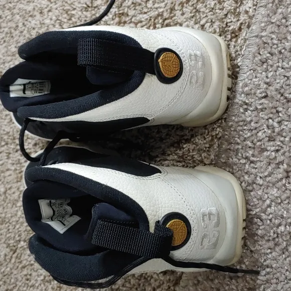 Air Jordan 9 Retro BP Shoes, Youth Size 7