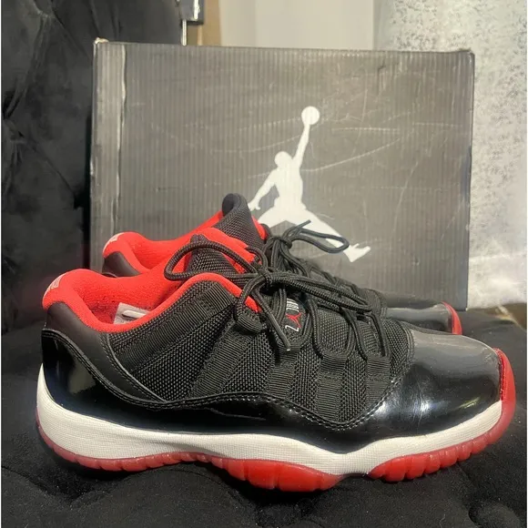 Air Jordan Retro 11 Bred toes