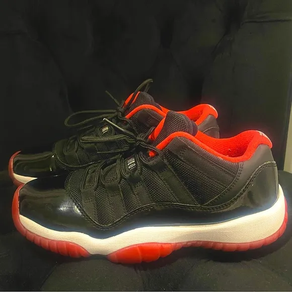 Air Jordan Retro 11 Bred toes
