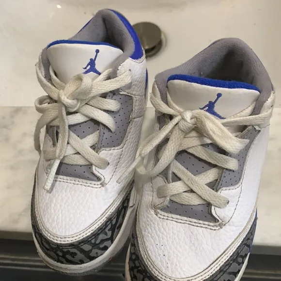 Air Jordan retro 3 kid shoes