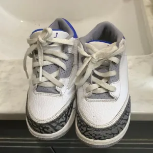 Air Jordan retro 3 kid shoes