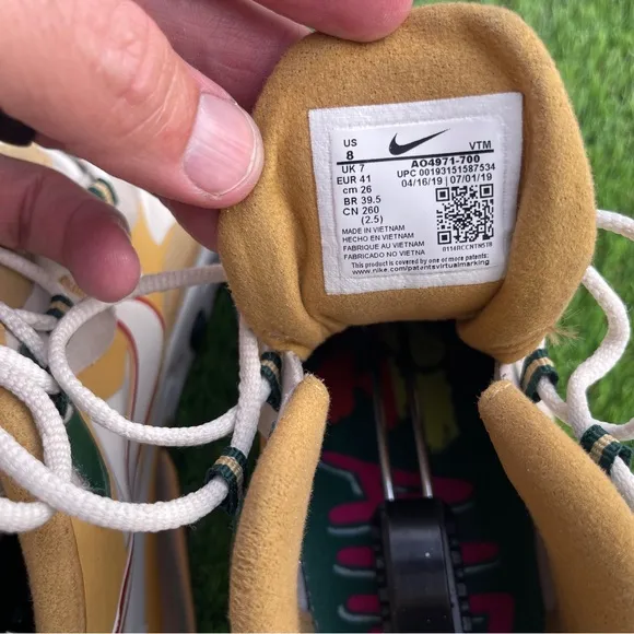 Air Max 270 React Reggae Men’s Size - 8