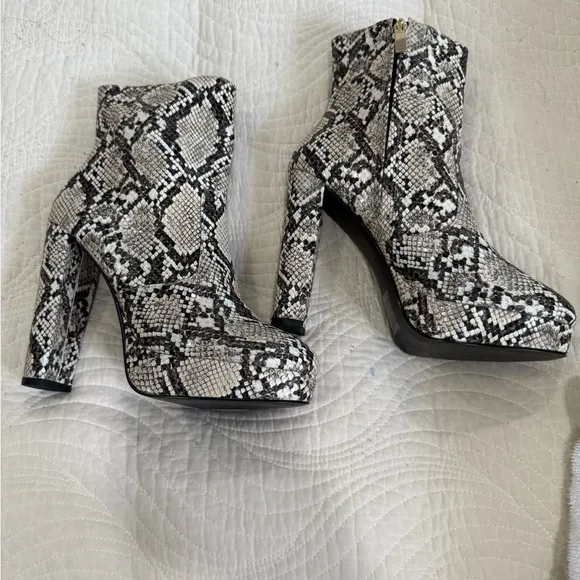 ALDO Snakeskin Patterned Women's Ankle Boots