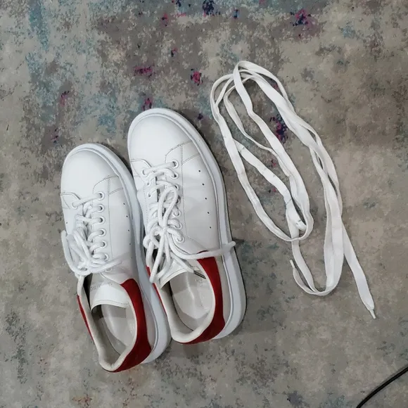 Alexander McQueen Larry Sneakers In White With Red Suede Accents Size 42J