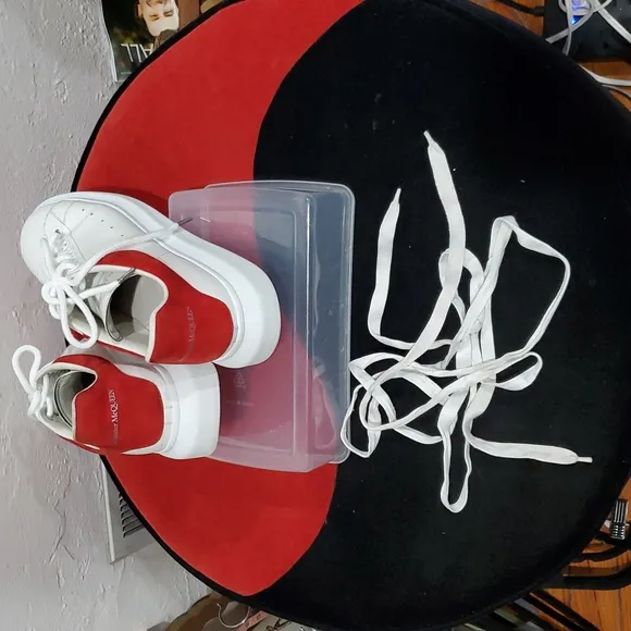 Alexander McQueen Larry Sneakers In White With Red Suede Accents Size 42J