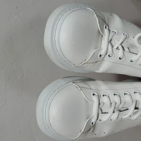 Alexander McQueen Larry Sneakers In White With Red Suede Accents Size 42J