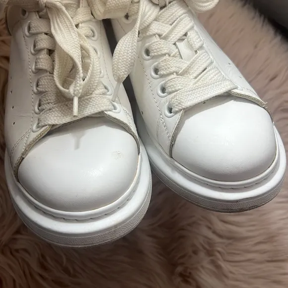Alexander McQueen White Sneakers White Leather &amp; Patchouli Suede size 9.5