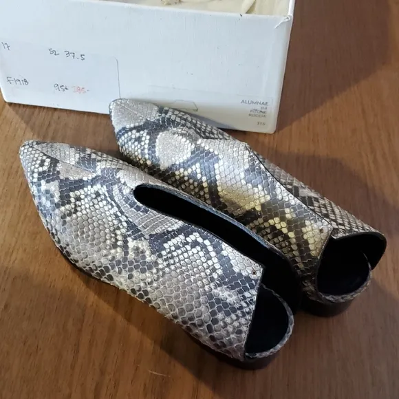 Alumnae Backless Pythone Patterned Women's Shoes