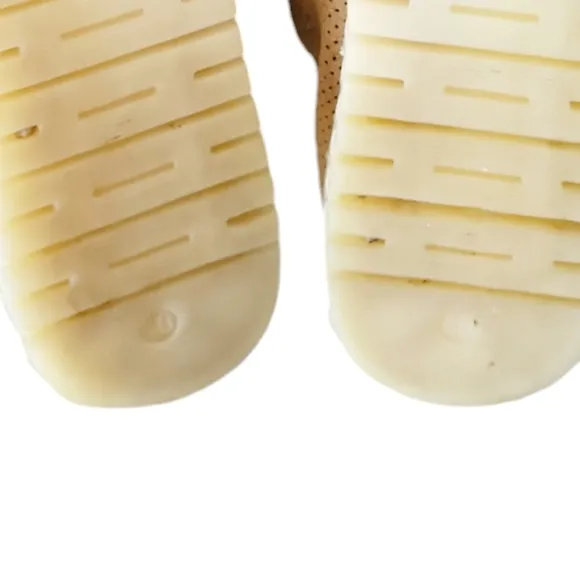 ANDIA FORA Sneaker Beige White
