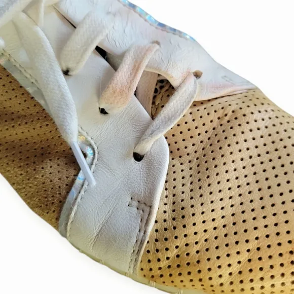 ANDIA FORA Sneaker Beige White