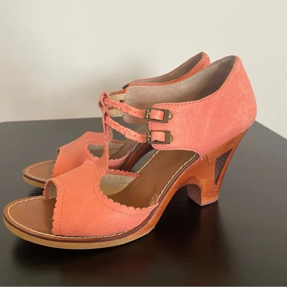 ANTHRO LATIGO Tiki Wood Sole Boho Platform Sandals - Coral Size 9.5