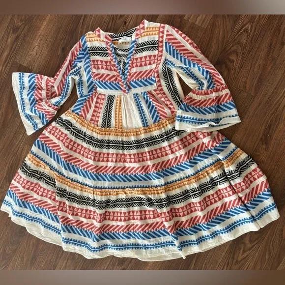 Anthropologie Devotion TwinsEmbroidered Ella Tunic Dress