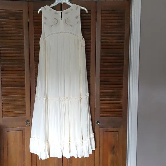 Anthropologie Pinnacle Cream Embroidered Maxi Boho Dress Sz L