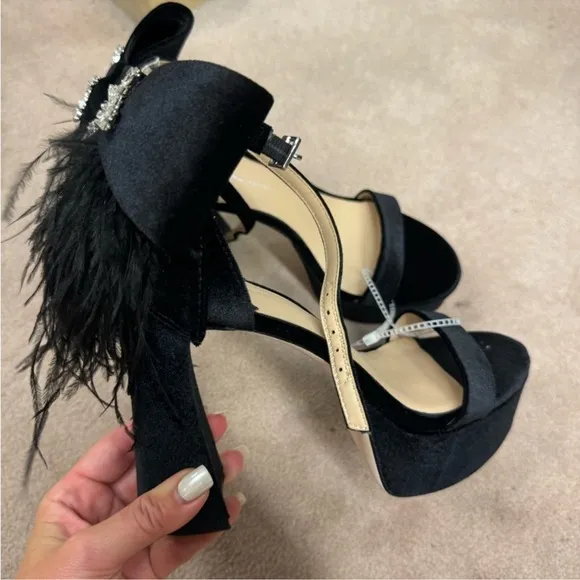 Antonio Melani Janie Velvet Platform Dress Sandals size 6,5