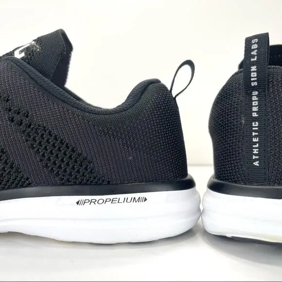 APL (ATHLETIC PROPULSION LABS) TECHLOOM PRO BLACK &amp; WHITE SOLES RUNNING SNEAKERS
