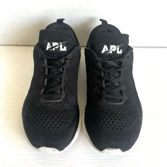 APL Techloom Pro Women’s Running Shoes 7.5 Black White Knit Athleisure Sneakers