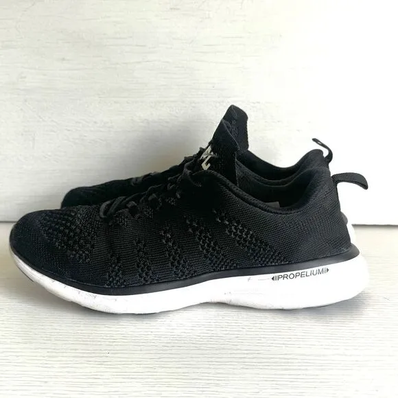 APL Techloom Pro Women’s Running Shoes 7.5 Black White Knit Athleisure Sneakers