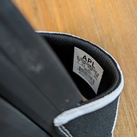 APL Women's Big Logo TechLoom Slide size 7 Black / White / White