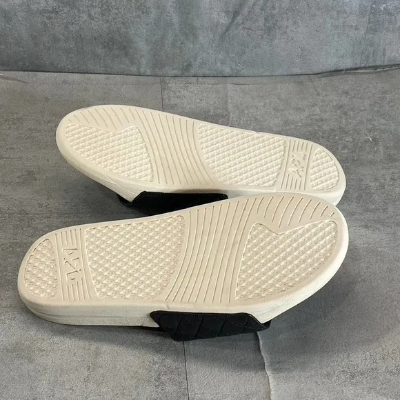 APL Women's Black/Prestine Leather Lusso Quilted Slide Platform Sandals SZ 6