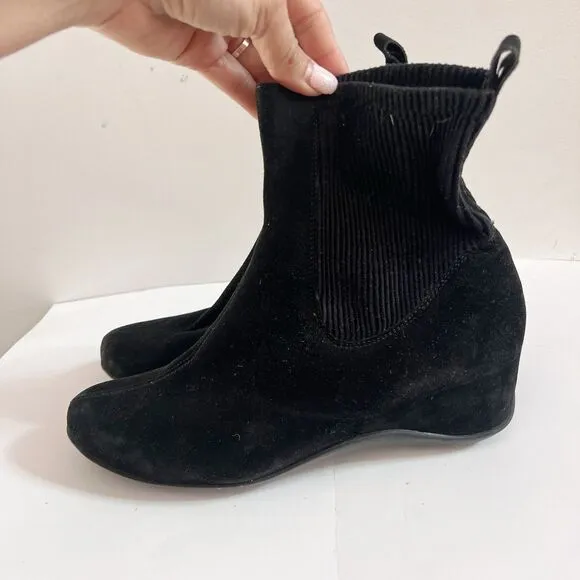 Aquatalia Black Bootie Marvin K Suede Chelsea Wing Ankle Boots 10 Womens Chic