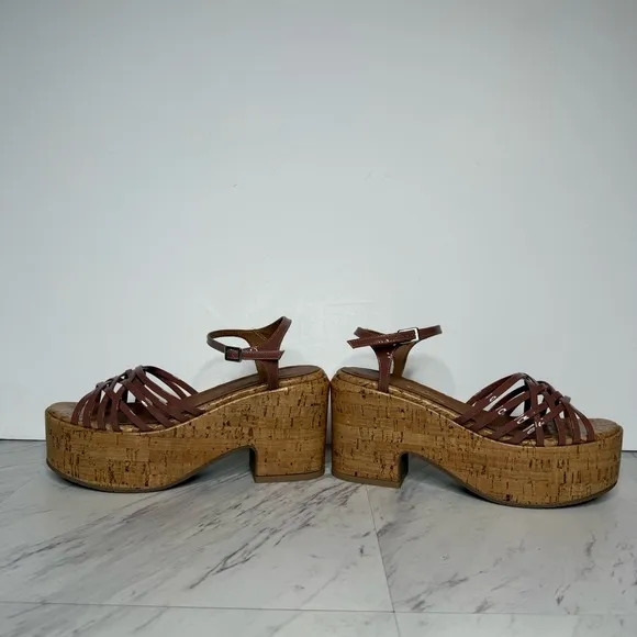 Aquatalia Elene Cork Platform Heel Sandal 10
