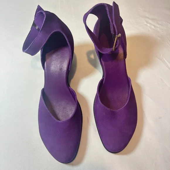 Arche Purple Heels with Chic Ankle Strap