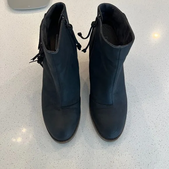 Ariat Women's Black Fringe Ankle Boots