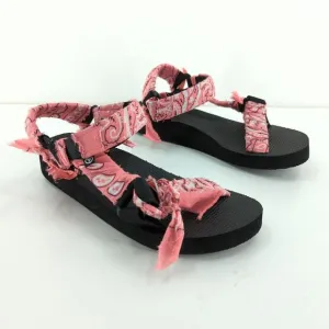 Arizona Love Women US 7 37 Trekky Sandals Pink Paisley Bandana Boho Open Toe NEW