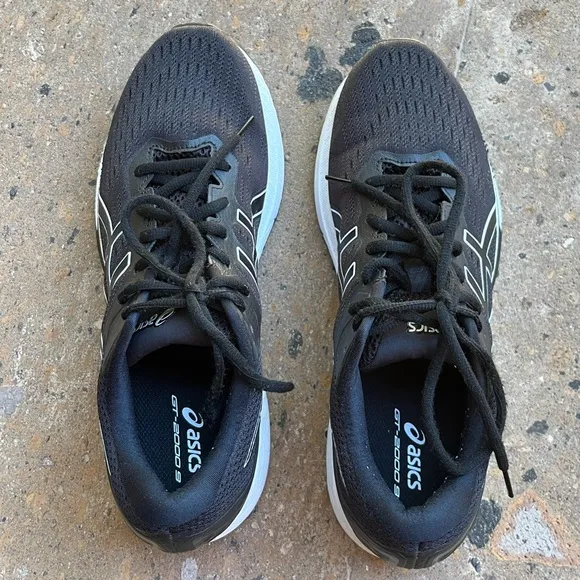 ASICS GT-2000 9 Black/ White Women’s Running Shoes
