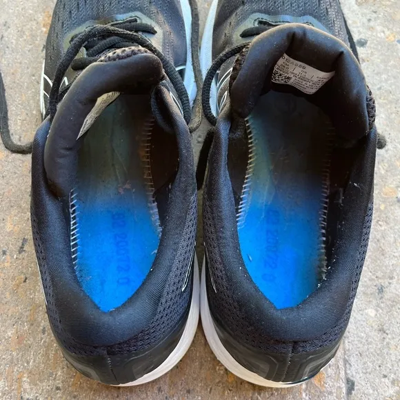 ASICS GT-2000 9 Black/ White Women’s Running Shoes