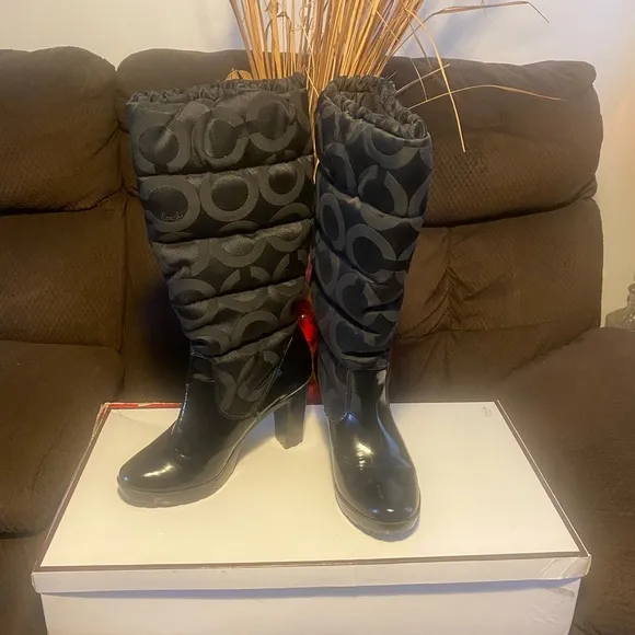 Authentic Coach Loryn Signature Quilted Women's Black Patterned Boots