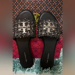 Authentic Tory Burch Everly Slide Black Silver Confetti Size 6