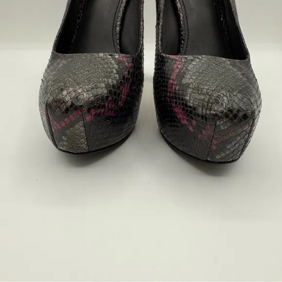 B Brian Atwood Savita Pump Size 9.5