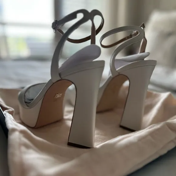Badgley Mischka Caia White Platform Sandals