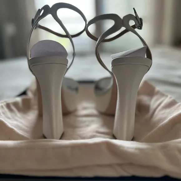 Badgley Mischka Caia White Platform Sandals