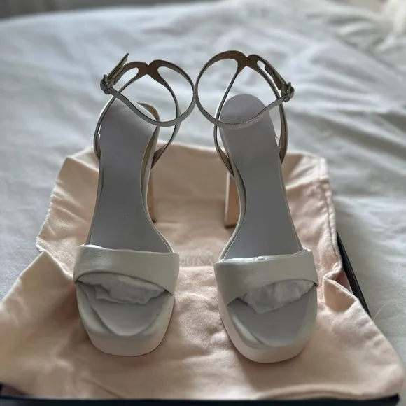Badgley Mischka Caia White Platform Sandals