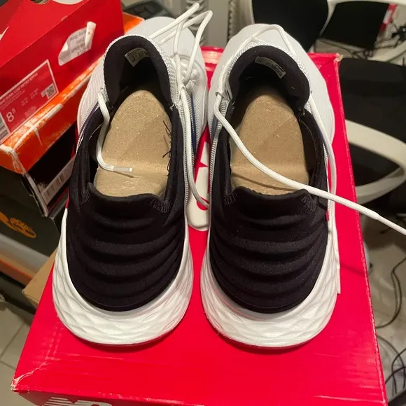 Balance Fresh Foam ROAV Running Shoes 14